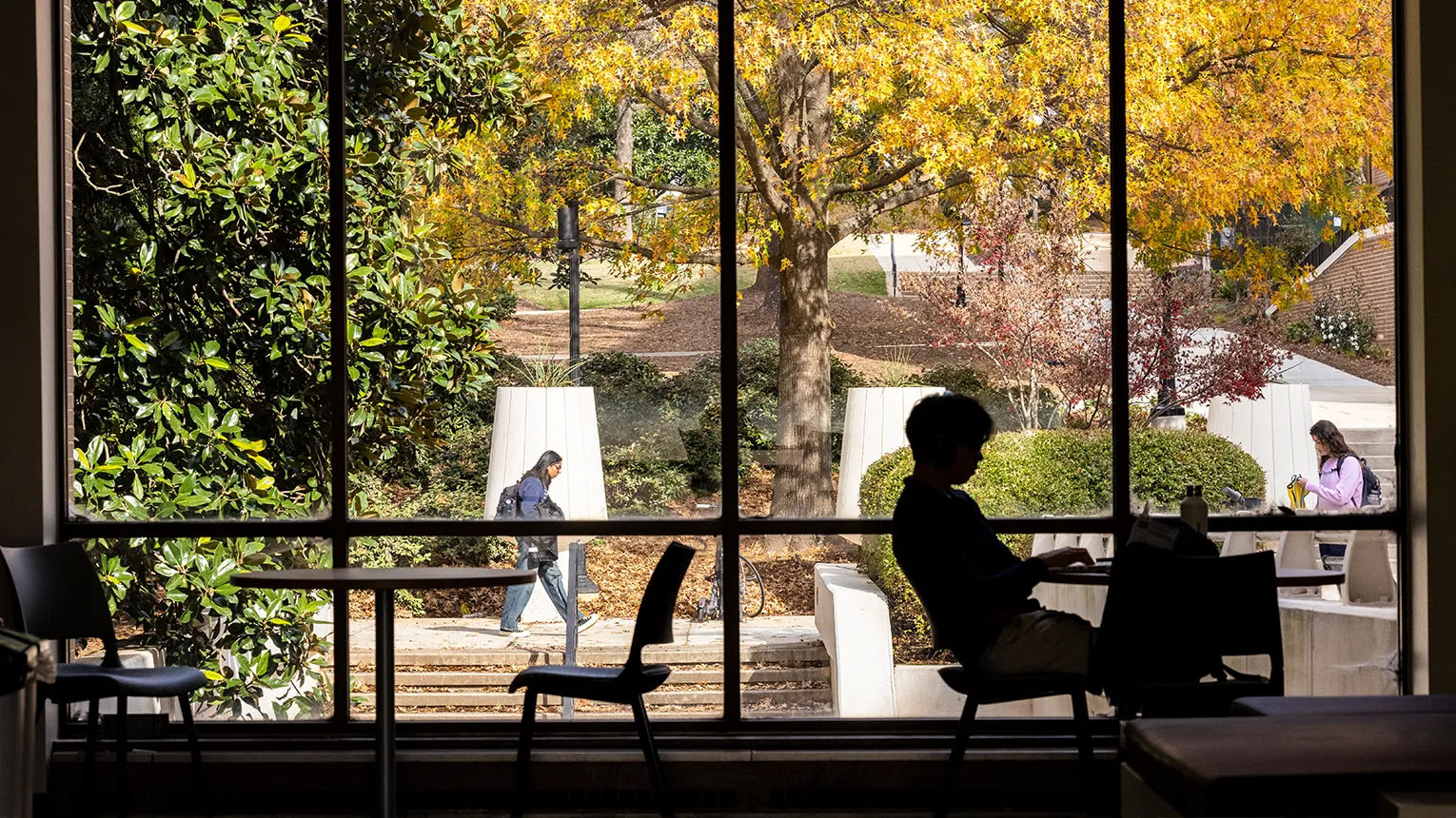 Student Academic Resources & Services Image
